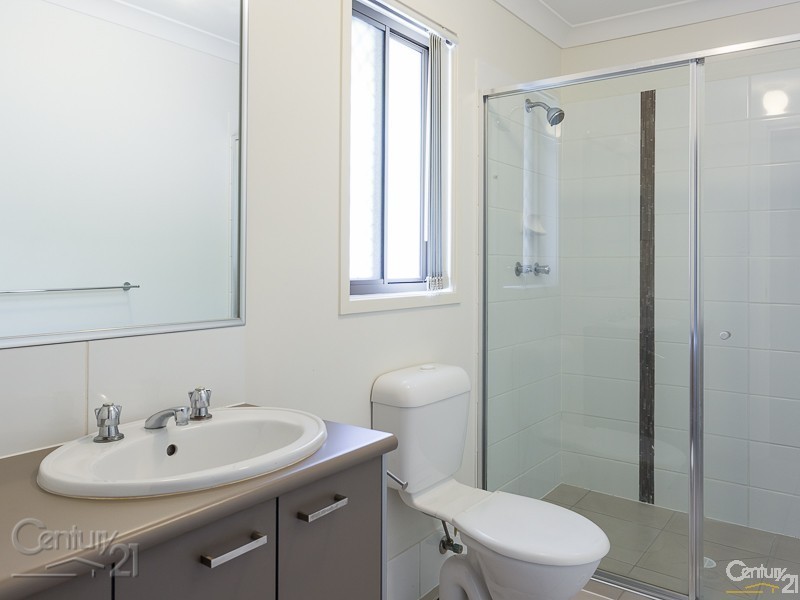 5 Lizard Place, Redland Bay QLD 4165