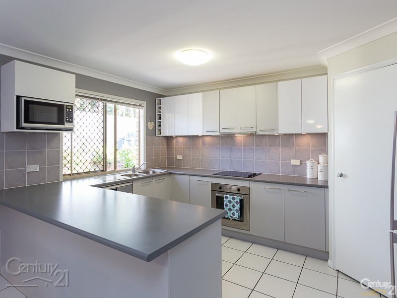 34 Lime St, Redland Bay QLD 4165
