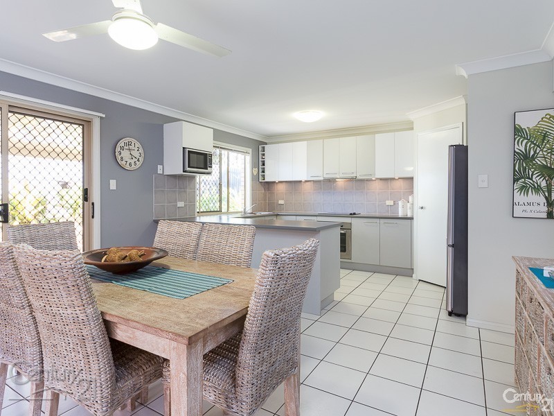 34 Lime St, Redland Bay QLD 4165