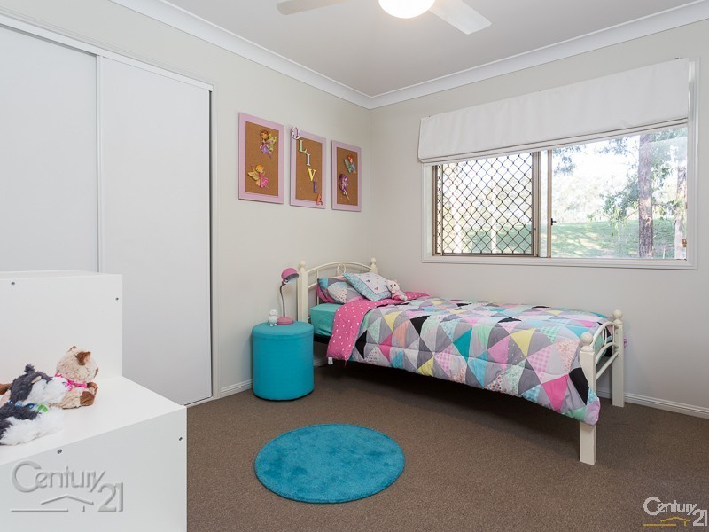 34 Lime St, Redland Bay QLD 4165