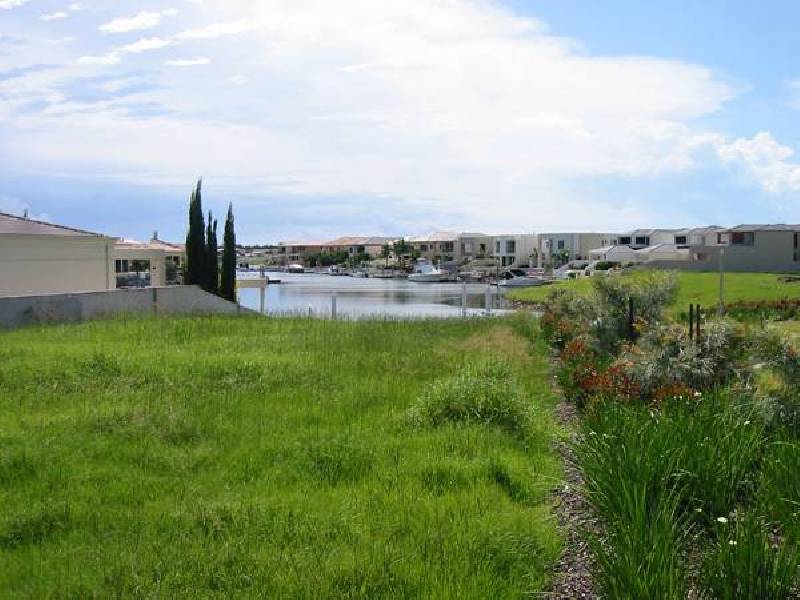 7107 Riverview Crescent, Sanctuary Cove QLD 4212