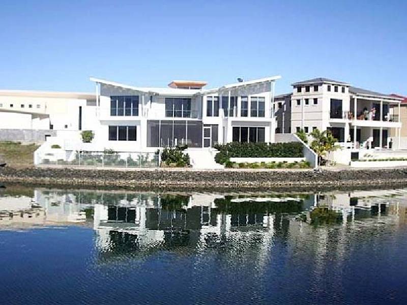 8022 Key Waters, Sanctuary Cove QLD 4212