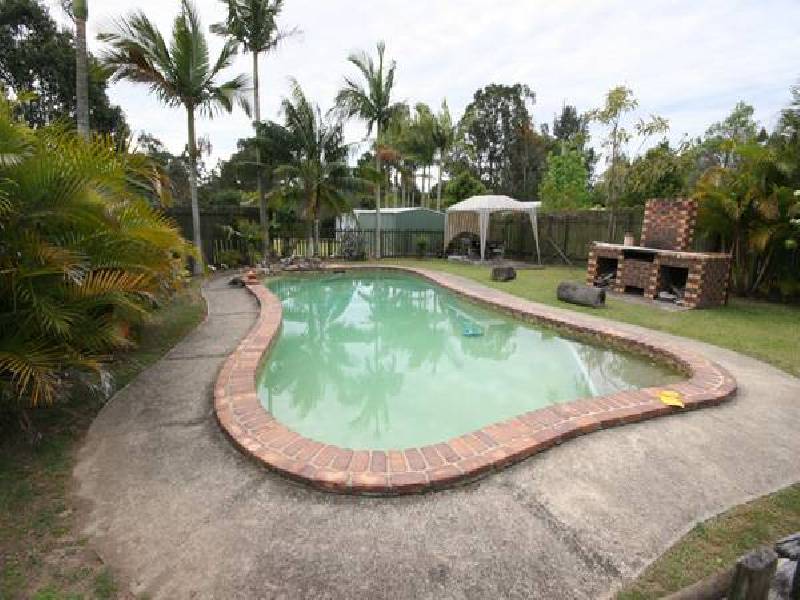 5 Lilac Street, Daisy Hill QLD 4127
