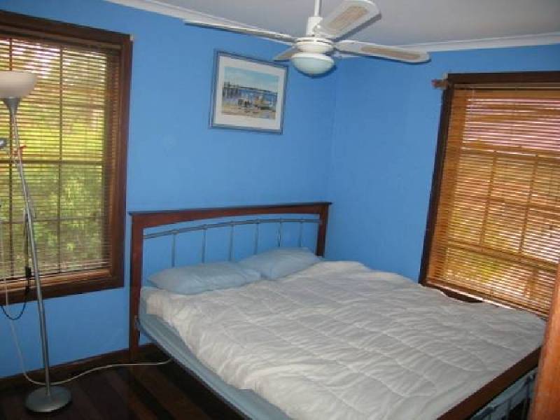 11 Edgehill Crescent, Springwood QLD 4127