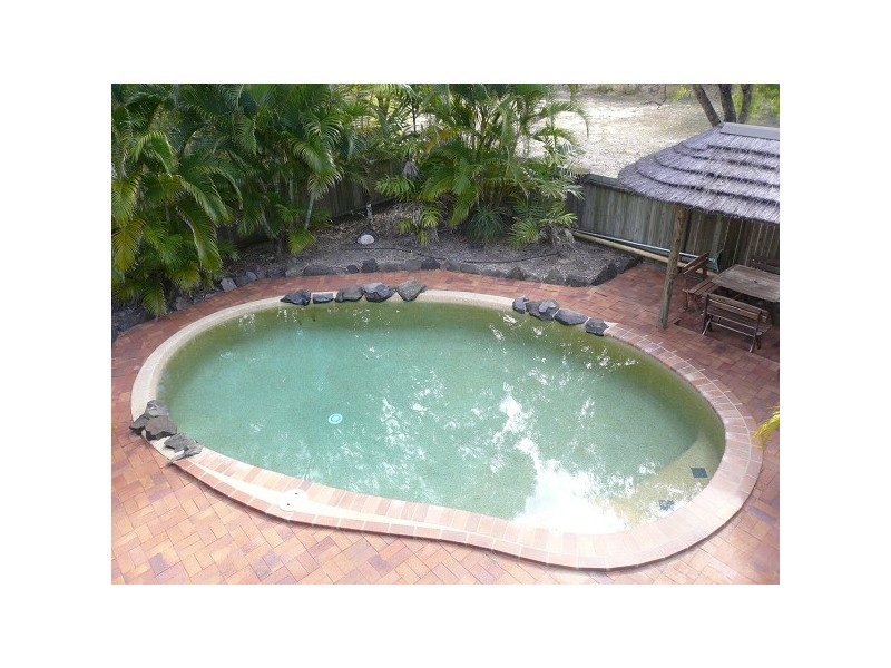 Moore Park Beach QLD 4670