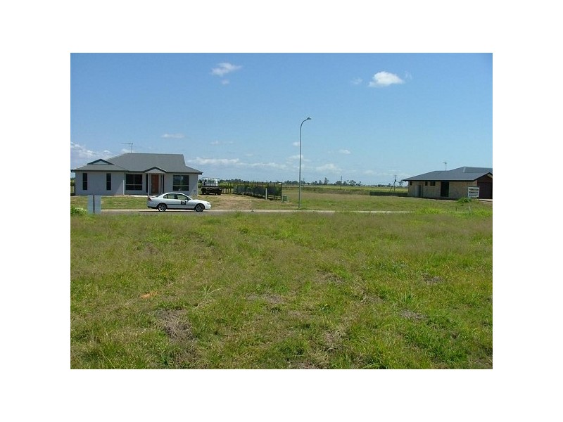 81 Mariners Way, Bundaberg QLD 4670