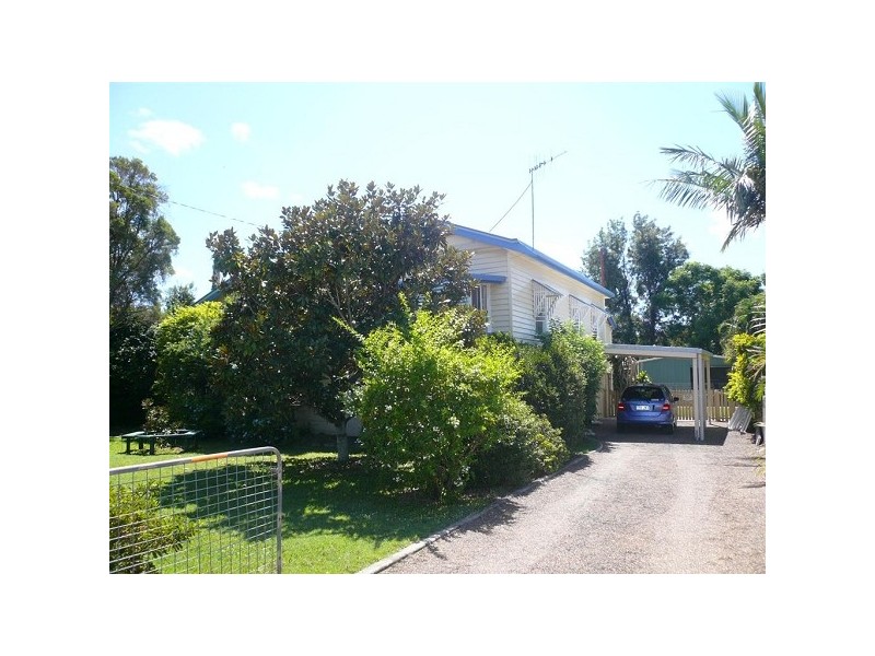 42 Mulgrave Street, Bundaberg West QLD 4670