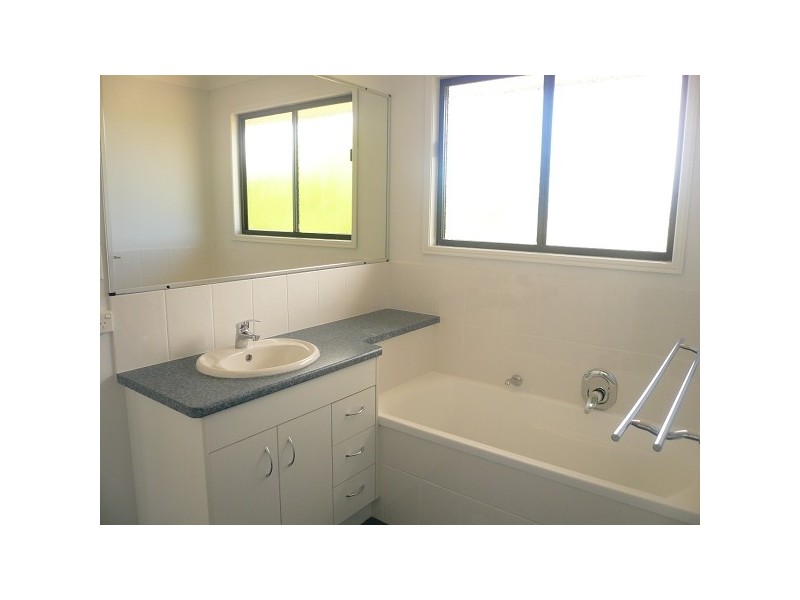 6 Eastgate Street, Bundaberg East QLD 4670