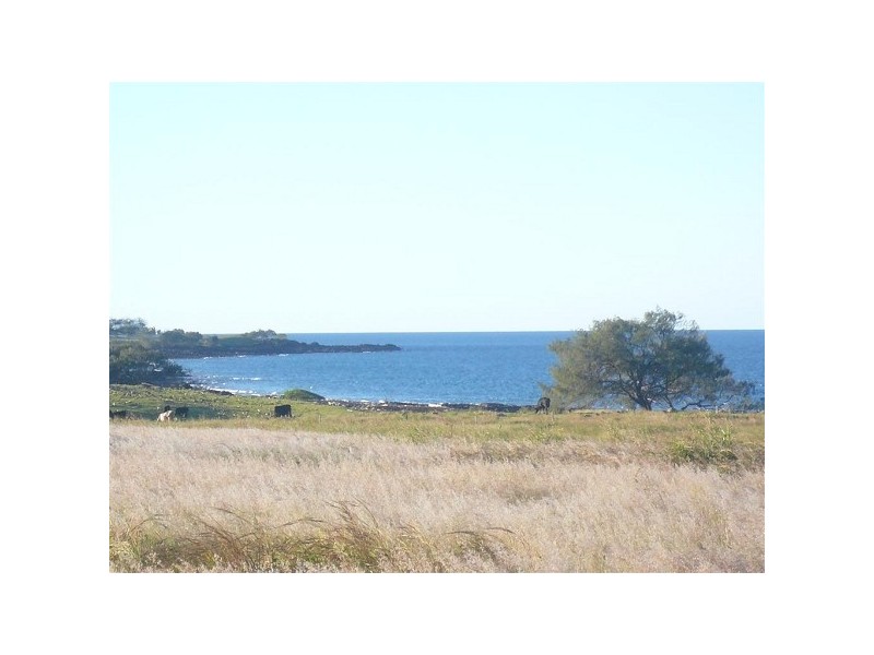 30 Emperor Drive, Elliott Heads QLD 4670