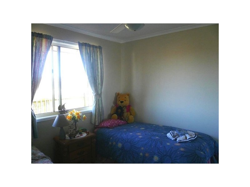 215 Barolin Esplande, Coral Cove QLD 4670