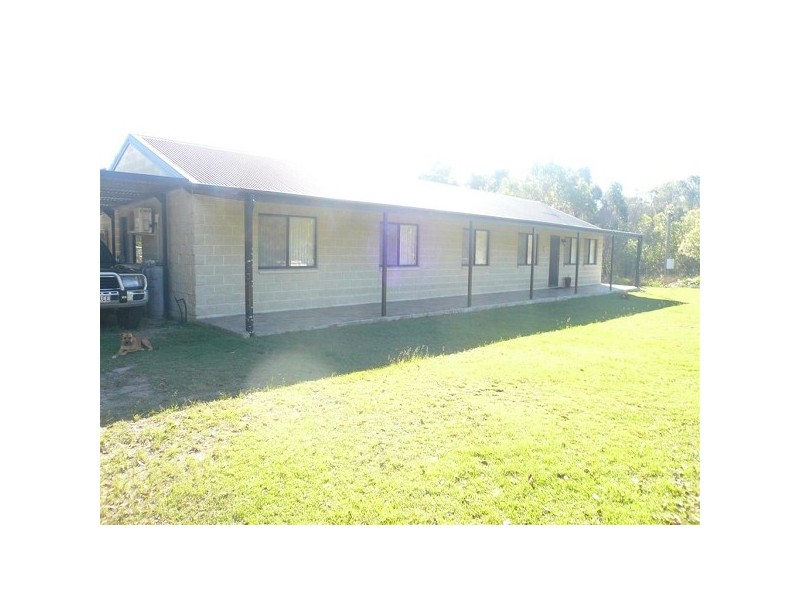 37 Tammy Road, Moore Park Beach QLD 4670