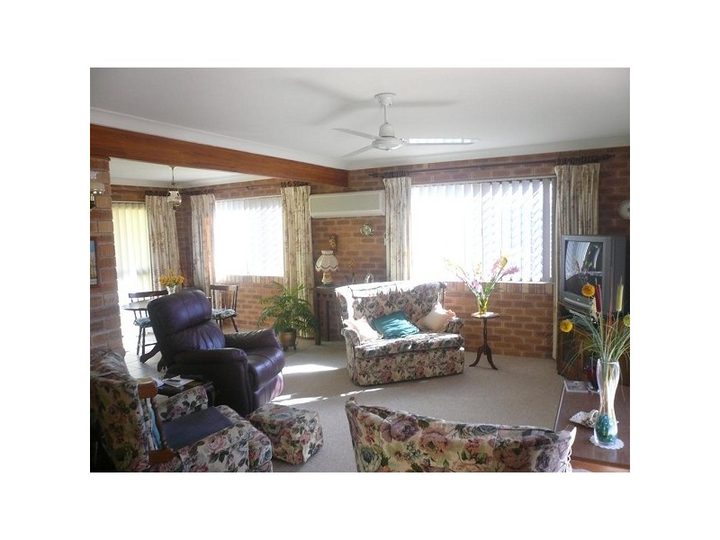 Moore Park Beach QLD 4670