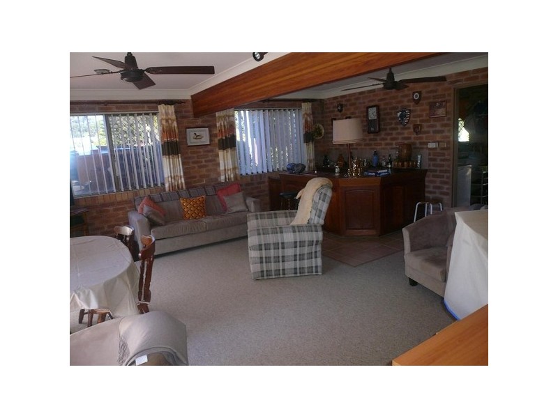 Moore Park Beach QLD 4670