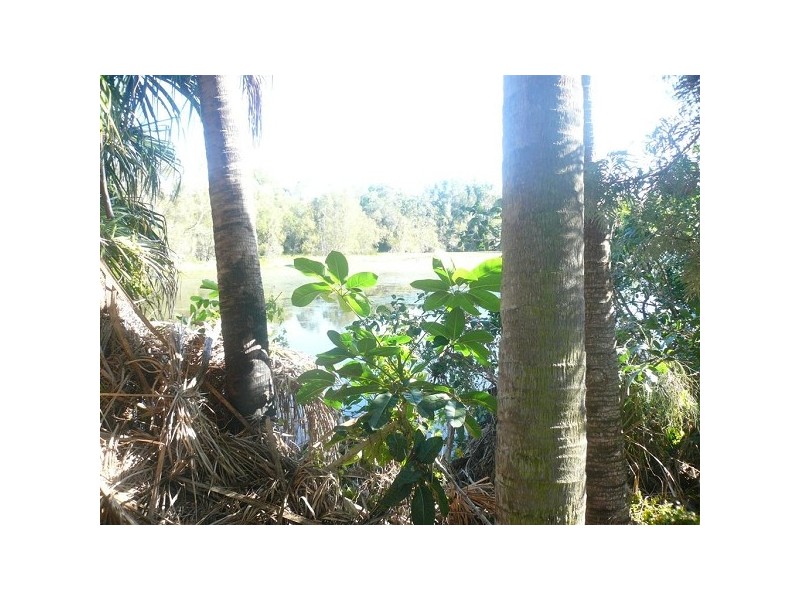 Moore Park Beach QLD 4670