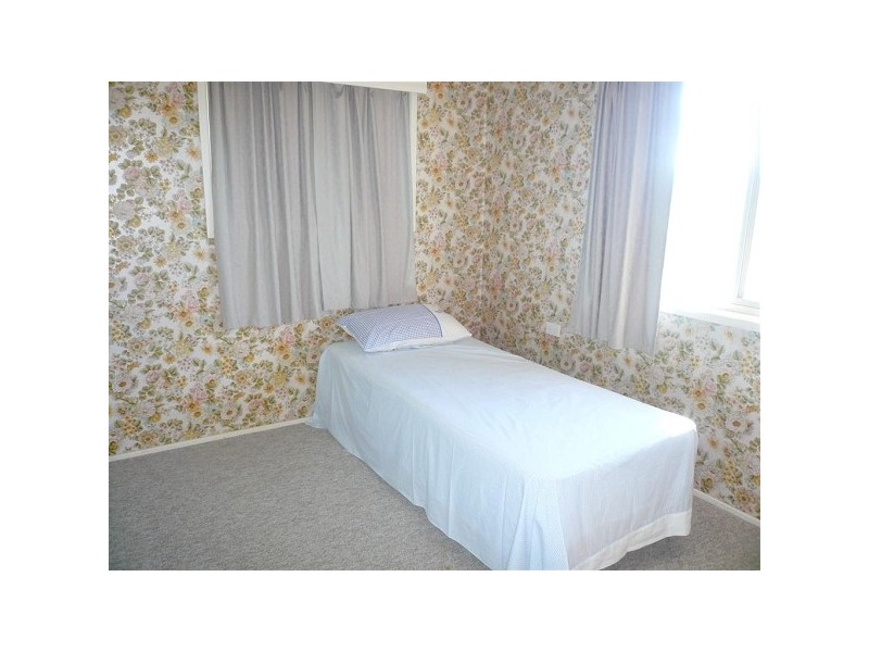 Avenell Heights QLD 4670