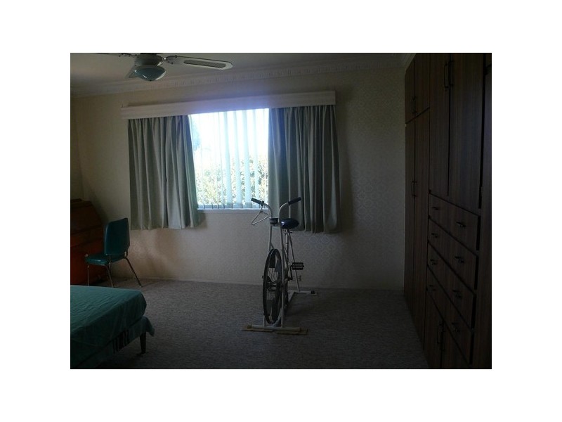Avenell Heights QLD 4670