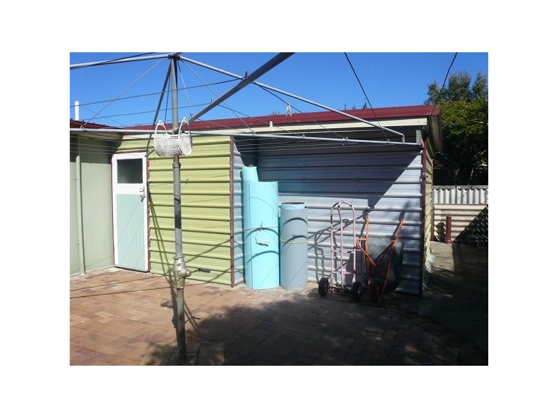 Avenell Heights QLD 4670