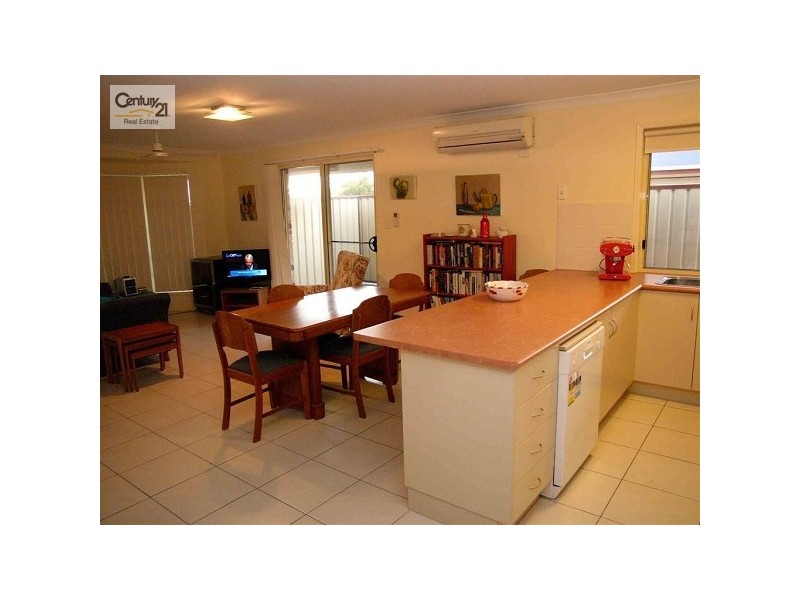 2/110 Woongarra Street, Bundaberg West QLD 4670