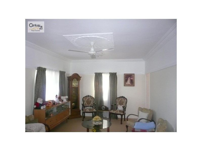 32 Bates Street, Svensson Heights QLD 4670