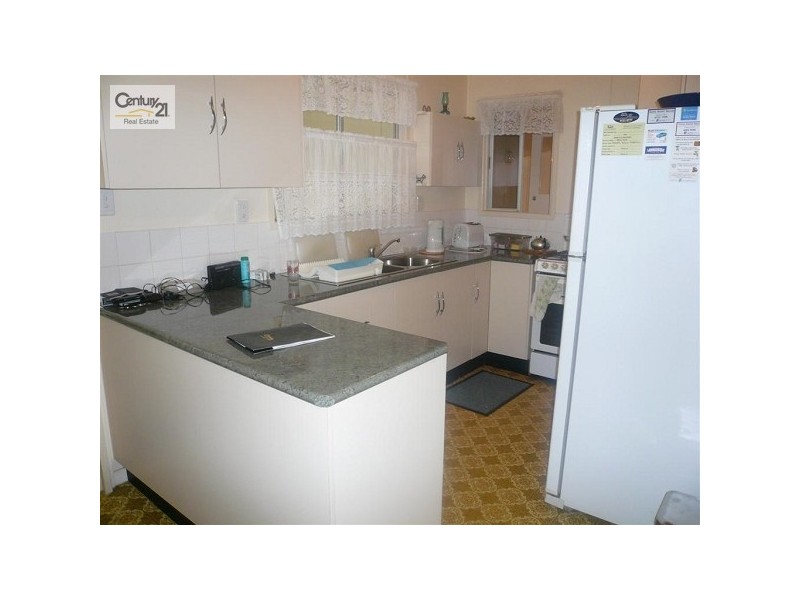 Avenell Heights QLD 4670