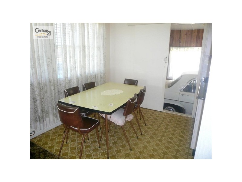 Avenell Heights QLD 4670