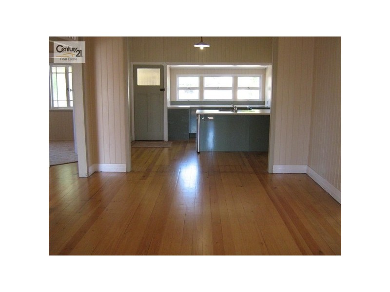 Avenell Heights QLD 4670