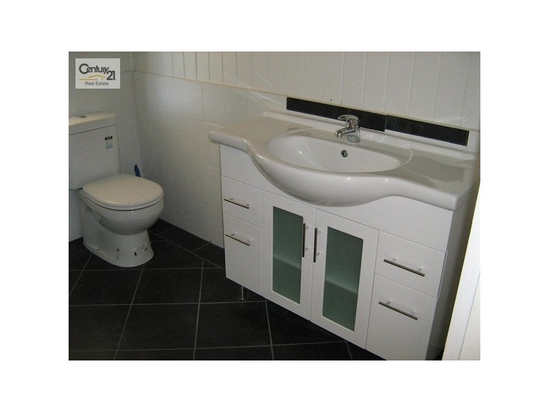 Avenell Heights QLD 4670