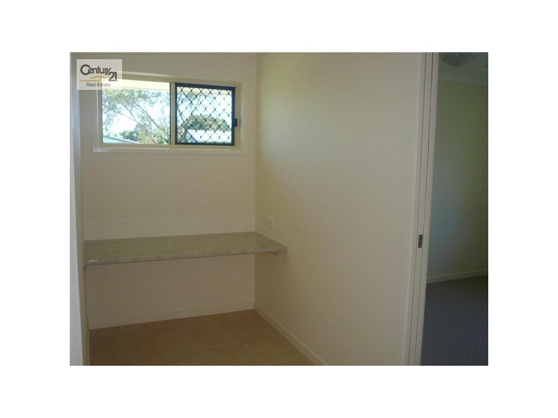 Avenell Heights QLD 4670