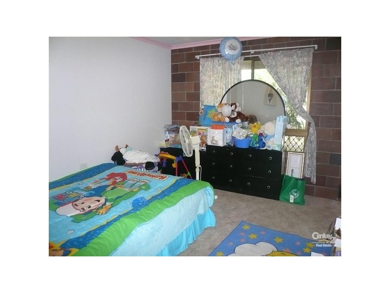 Avenell Heights QLD 4670