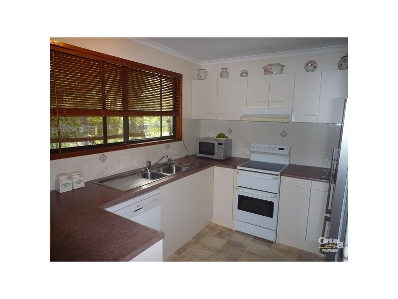 68 Pharlap Parade, Branyan QLD 4670