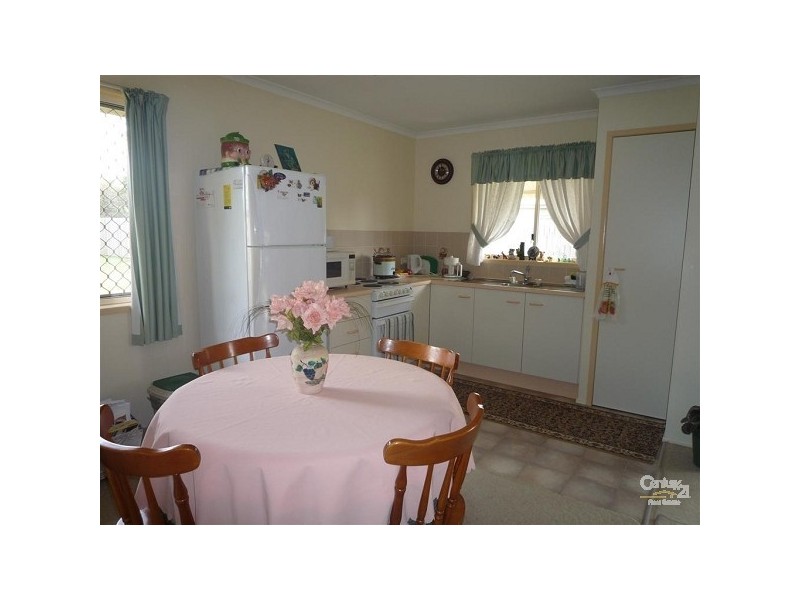 22 Lovers Walk, Thabeban QLD 4670