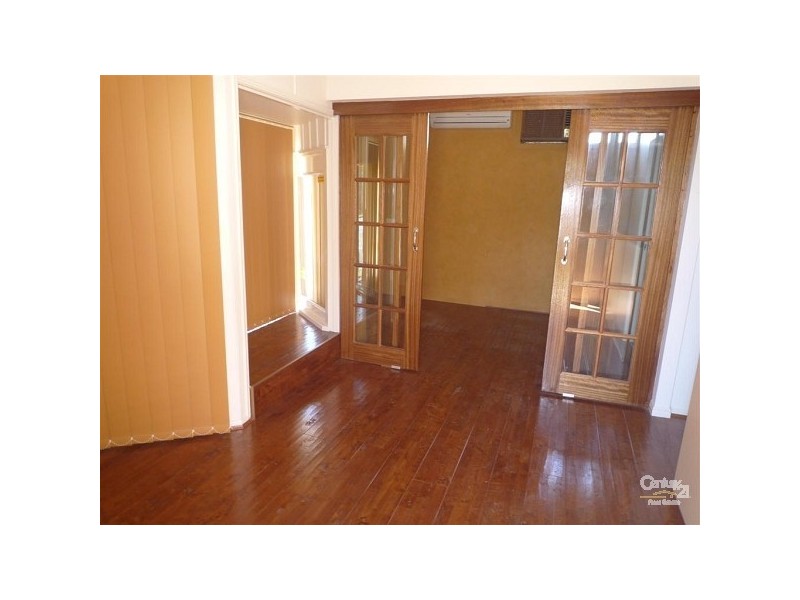 208 Walker Street, Svensson Heights QLD 4670