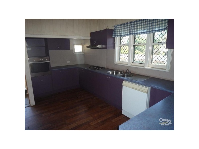 208 Walker Street, Svensson Heights QLD 4670