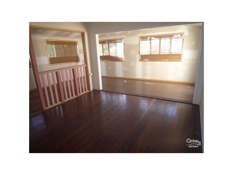 208 Walker Street, Svensson Heights QLD 4670