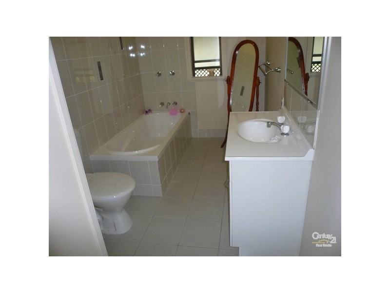 Svensson Heights QLD 4670