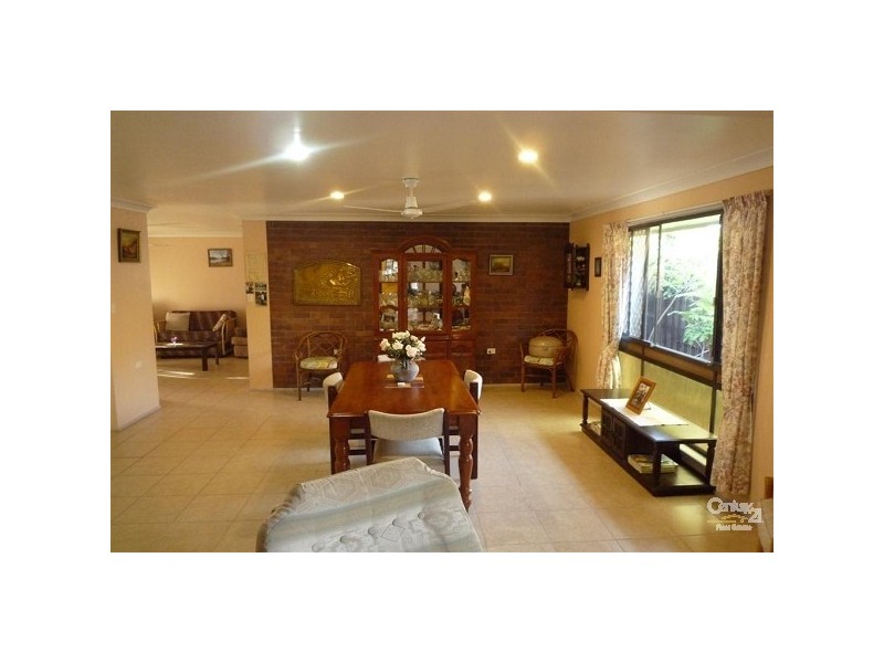 Avenell Heights QLD 4670