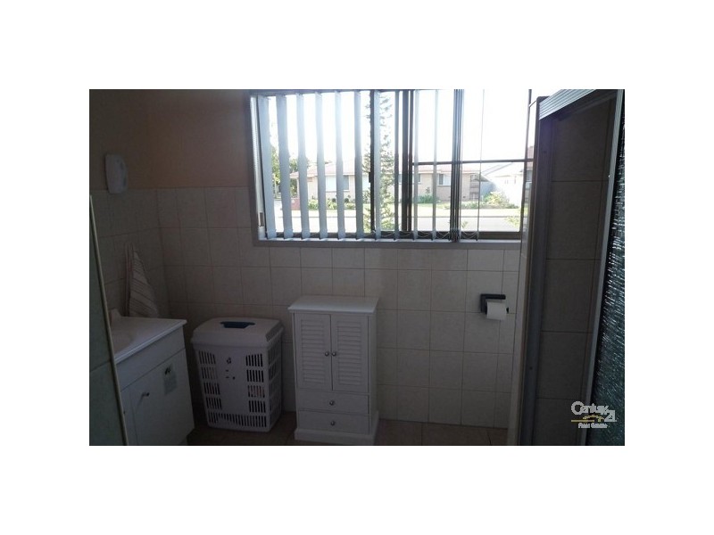 Avenell Heights QLD 4670