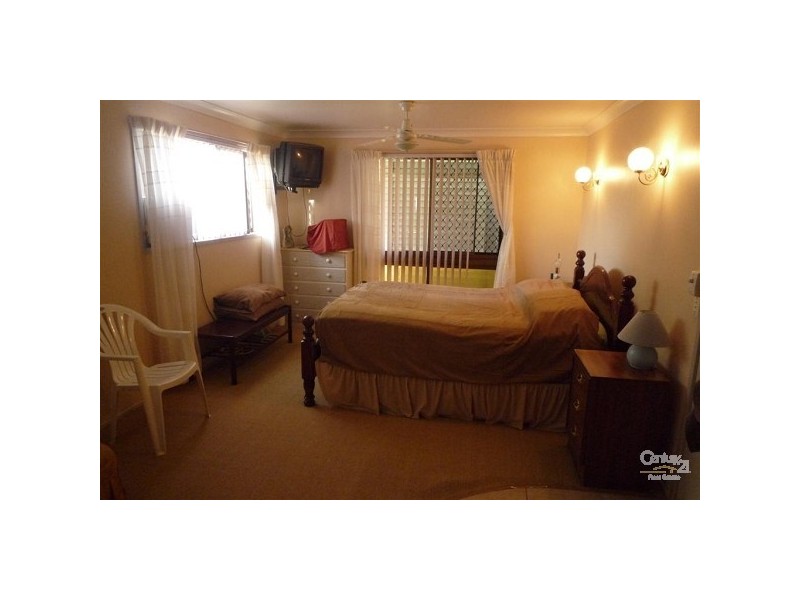 Avenell Heights QLD 4670