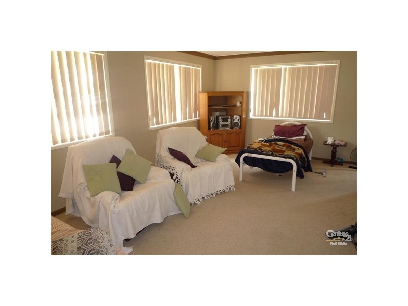 9 Park Royal Drive, Branyan QLD 4670