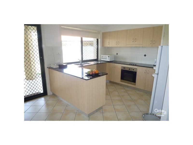 86 Chancellor Drive, Avenell Heights QLD 4670