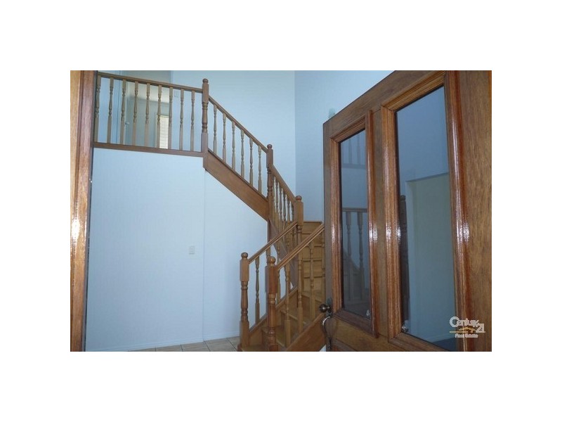 16 Robert John Circuit, Coral Cove QLD 4670