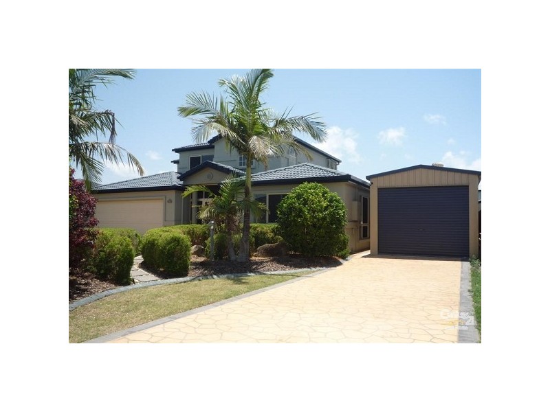 16 Robert John Circuit, Coral Cove QLD 4670