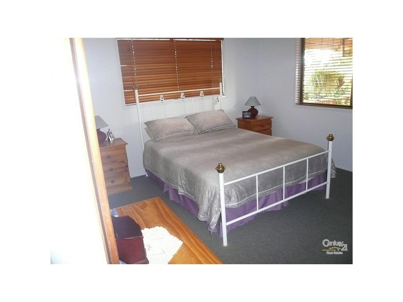 27 Shaw Street, Norville QLD 4670