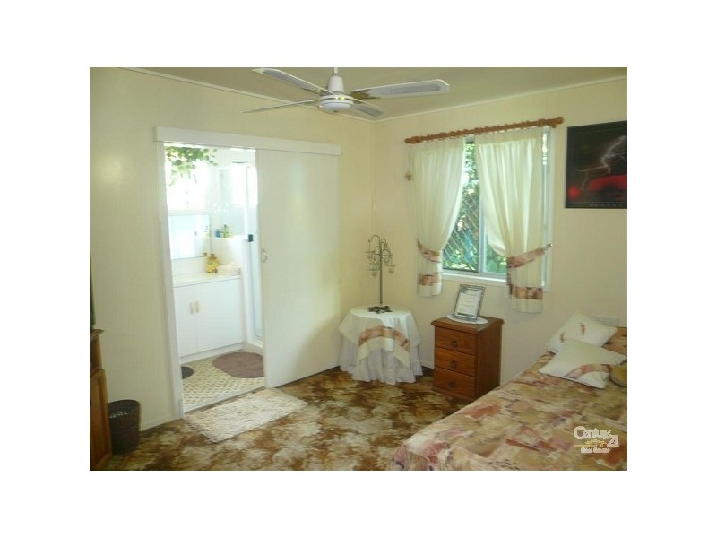 4 McDougall Street, Kepnock QLD 4670