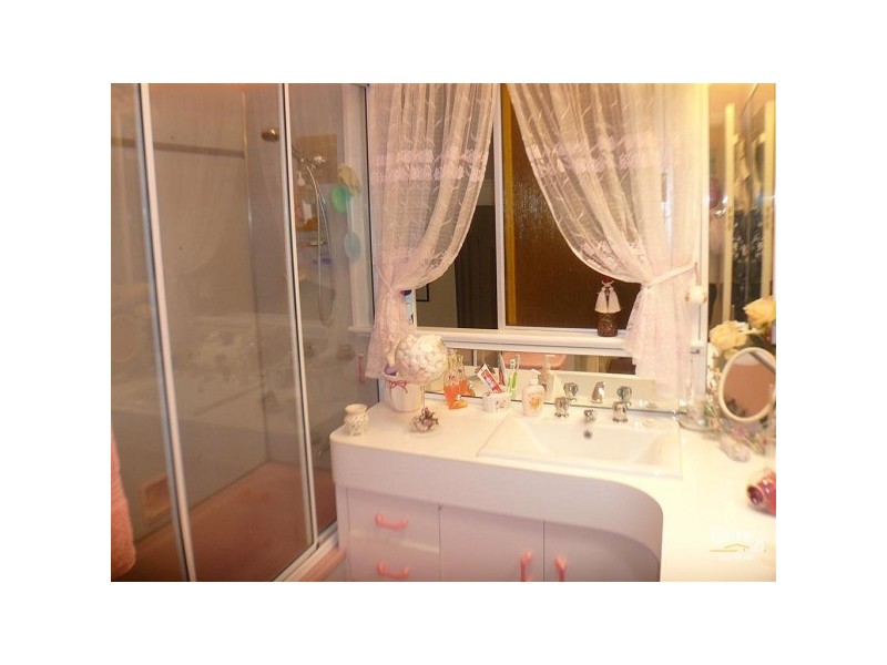 4 McDougall Street, Kepnock QLD 4670