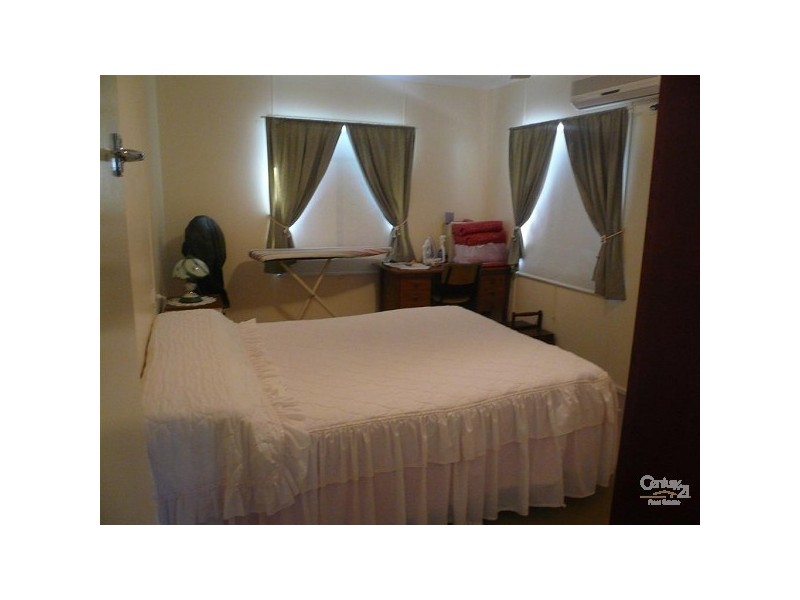 Avenell Heights QLD 4670