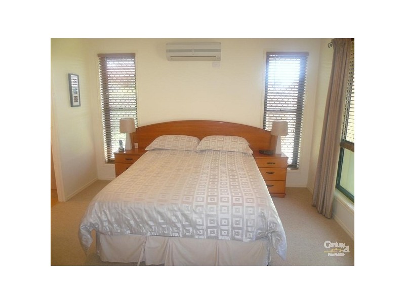 Avenell Heights QLD 4670