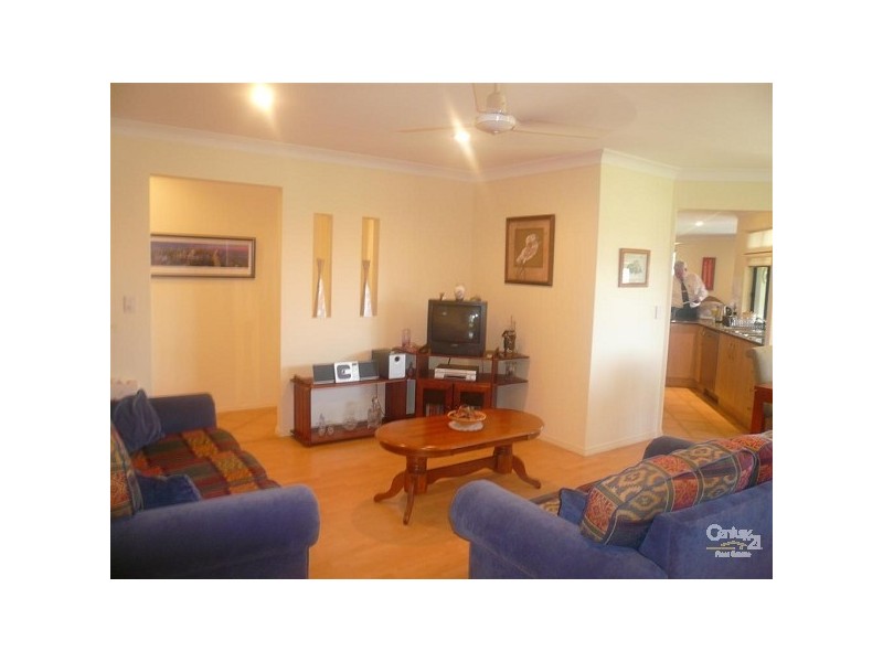 Avenell Heights QLD 4670