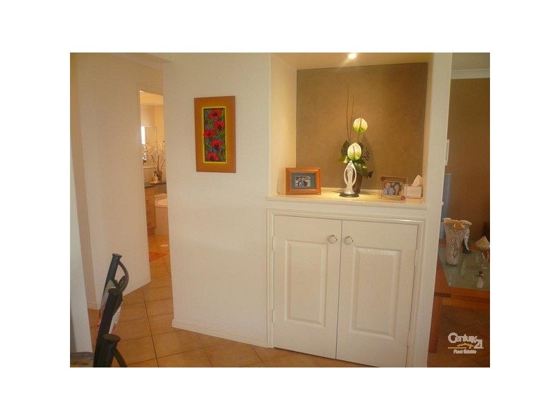 Avenell Heights QLD 4670