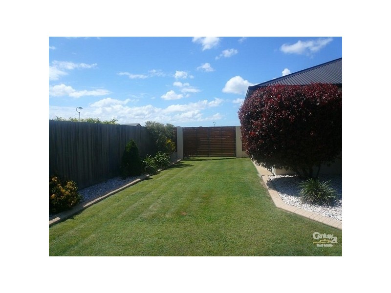 Avenell Heights QLD 4670